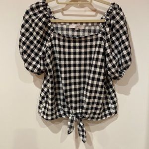 LOFT M black check seer sucker fabric blouse w front tie
